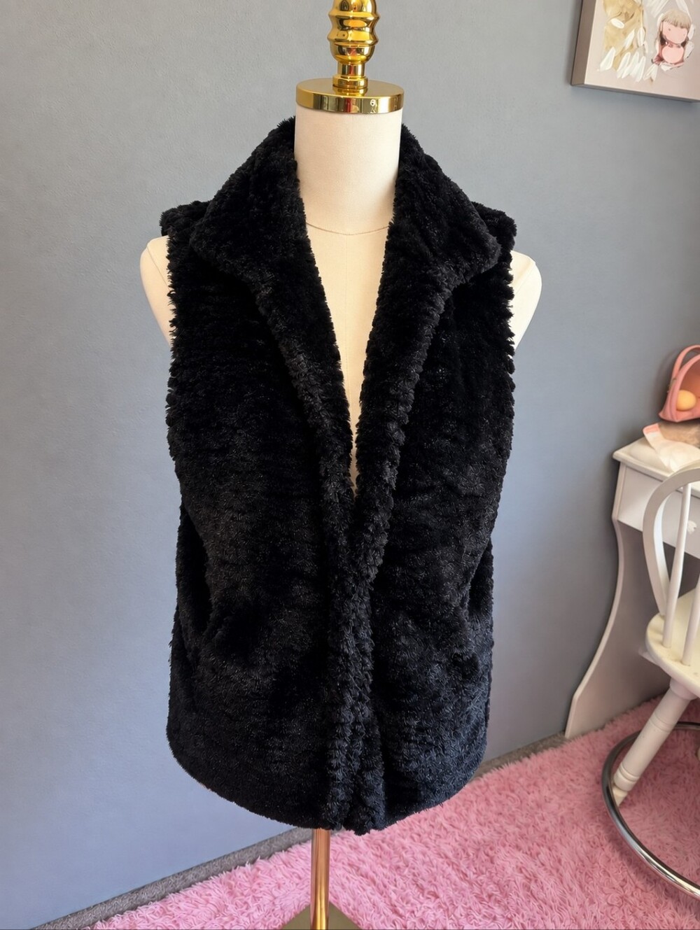 MIXIT Black Faux Fur Vest S/M Plush Shawl Collar Pockets